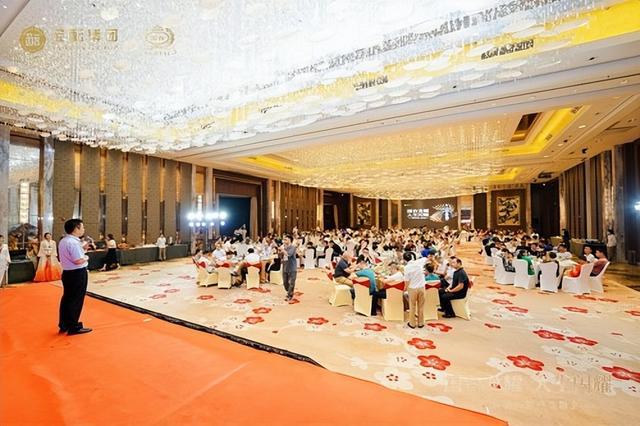 龙8娱乐国际宝酝集团“国台龙耀人生闪耀”广东核心客户答谢会在惠州举办-企业频道
